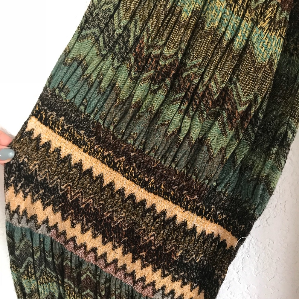 Gently used Teal and Brown zig zag Tolani scarf